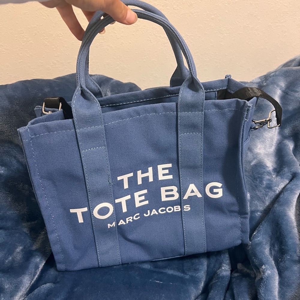 The tote bag Marc Jacobs